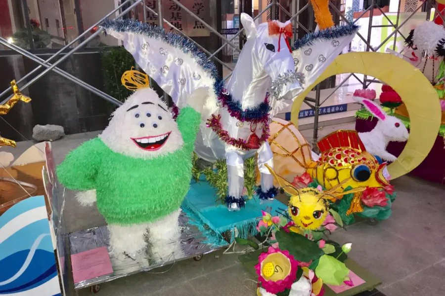 中秋节这几天，靖西的大街上到处都是......它承包了所有靖西人的童年~ - 靖西市·靖西网