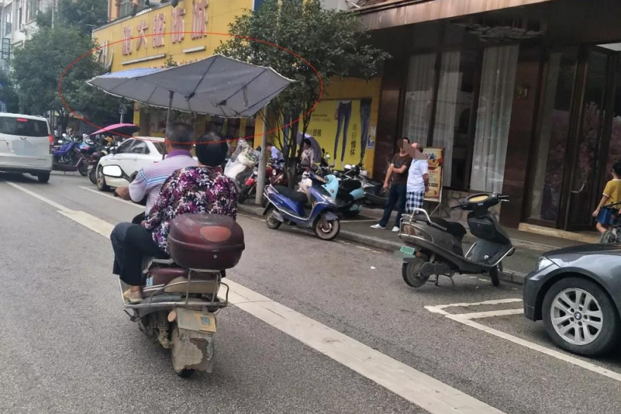 呗侬们···夺命雨伞还是不要再撑了 - 靖西市·靖西网