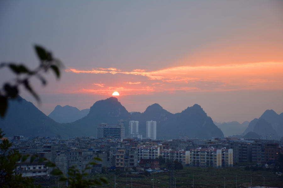 太极山上看日出 - 靖西市·靖西网