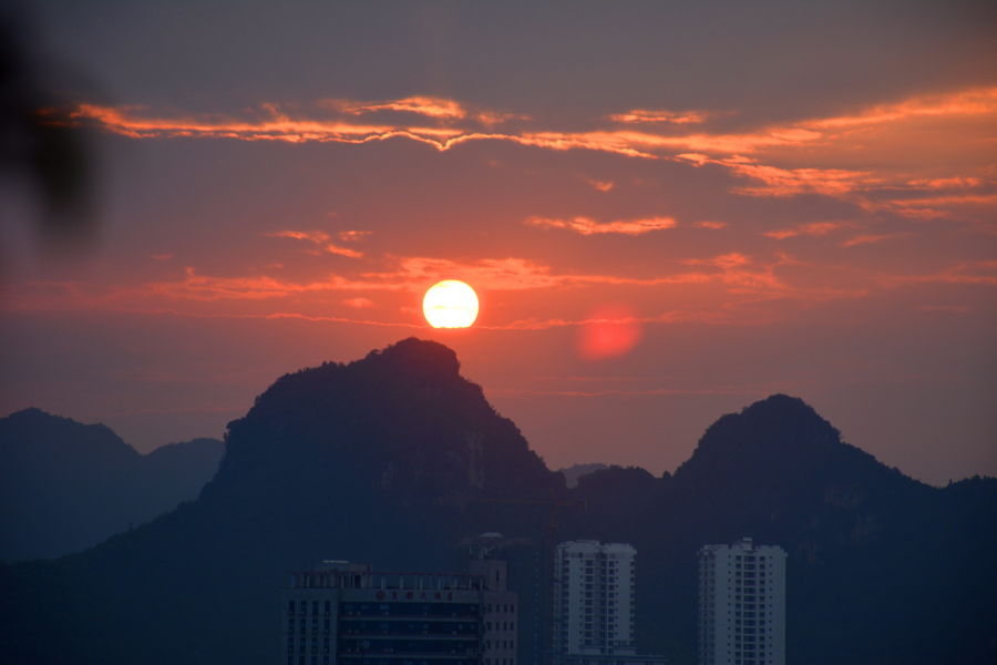 太极山上看日出 - 靖西市·靖西网