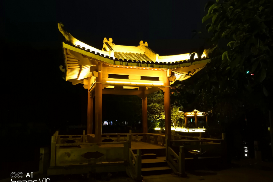 中山公园夜景 - 靖西市·靖西网