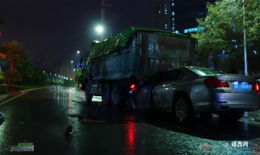 一宝马追尾泥头车，宝马车后座乘客甩出车外致死 - 靖西市·靖西网