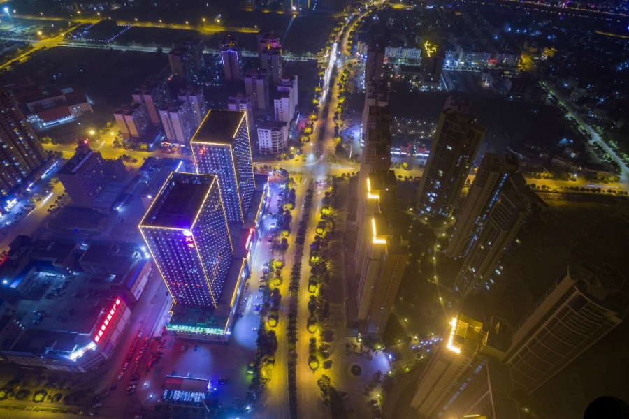 流光溢彩的右江两岸2018国庆夜景俯视视角。 - 靖西市·靖西网