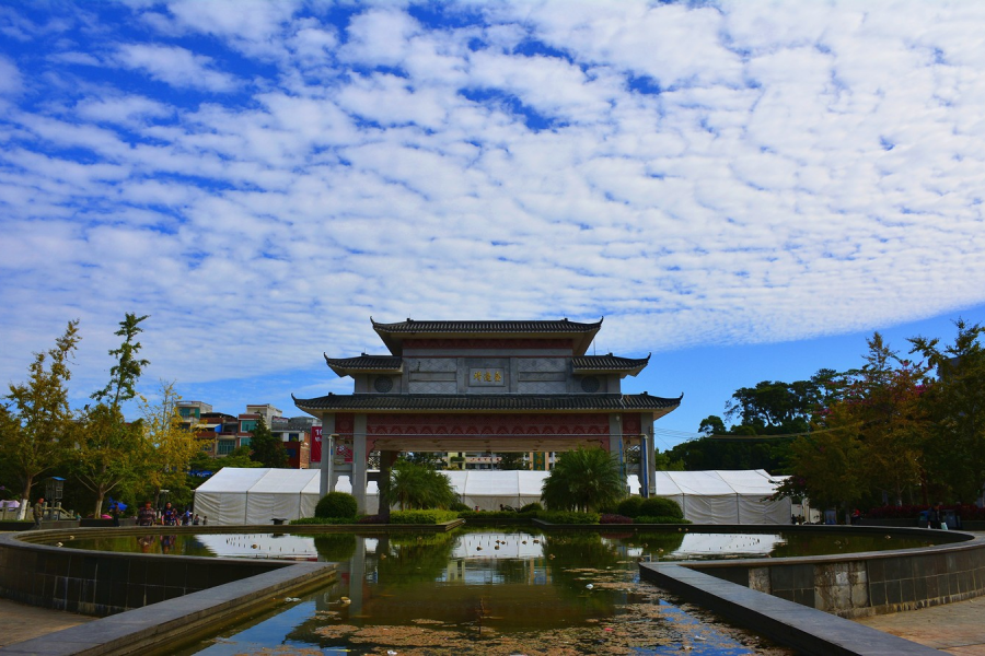 休闲广场景色美 - 靖西市·靖西网