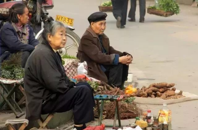 在靖西农村，有一种乡愁叫赶圩！那满满回忆你还记得吗？附各乡镇圩日表！ - 靖西市·靖西网