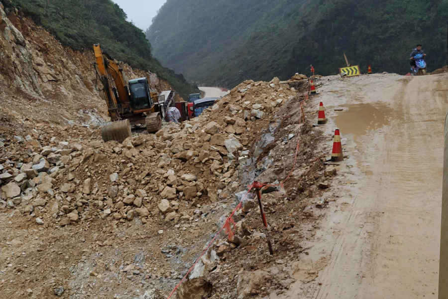 禄峒去吞盘的路，让你见识见识真正的“水泥路” - 靖西市·靖西网