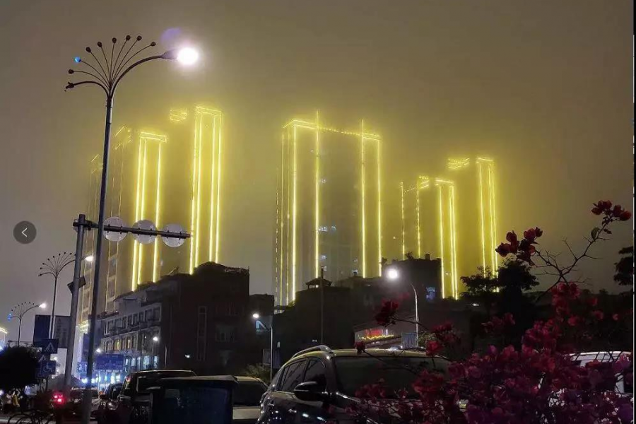 靖西城东路和城中路夜景 - 靖西市·靖西网