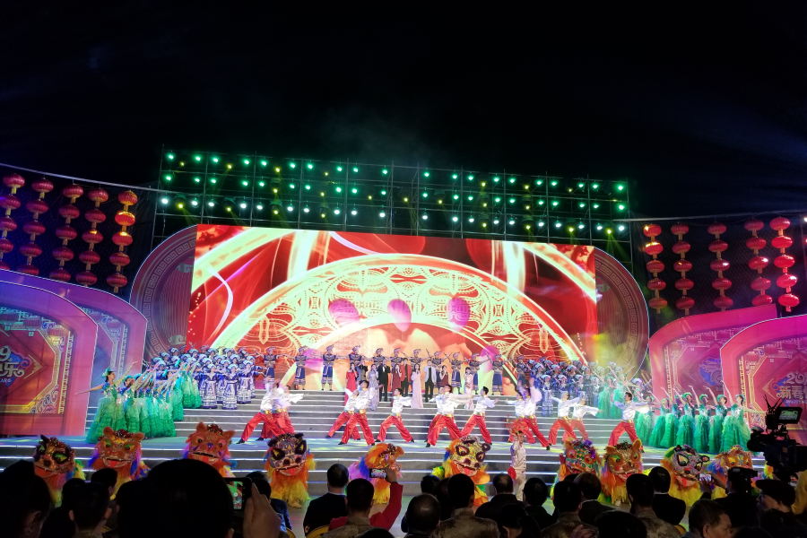 花开新时代—2019百色市各界群众新春大联欢昨上演。 - 靖西市·靖西网