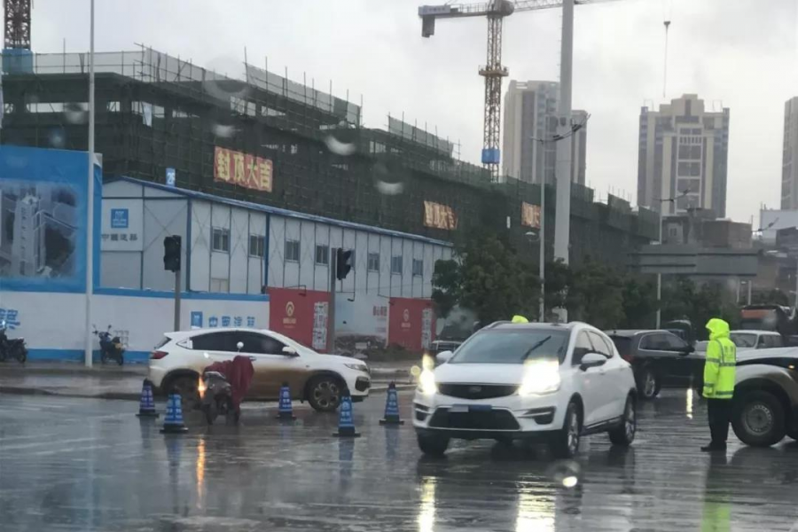 下雨天，靖西车祸连续不断 - 靖西市·靖西网