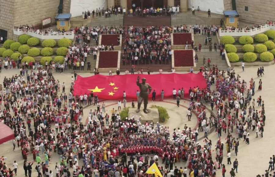 震撼！百色革命老区唱响《我和我的祖国》 - 靖西市·靖西网