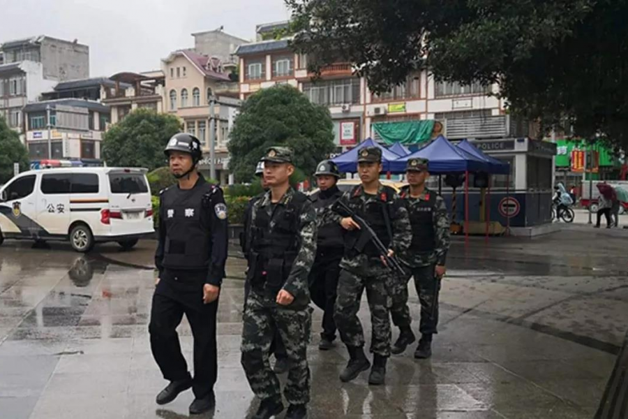 靖西凤凰路，警察来得太快了！ - 靖西市·靖西网