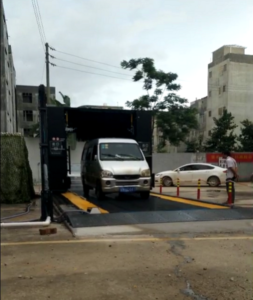 靖西加油站惊现自助洗车 - 靖西市·靖西网