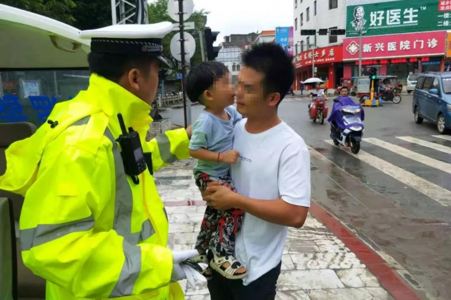 要怎么“感谢那个亲切的警察叔叔！” - 靖西市·靖西网