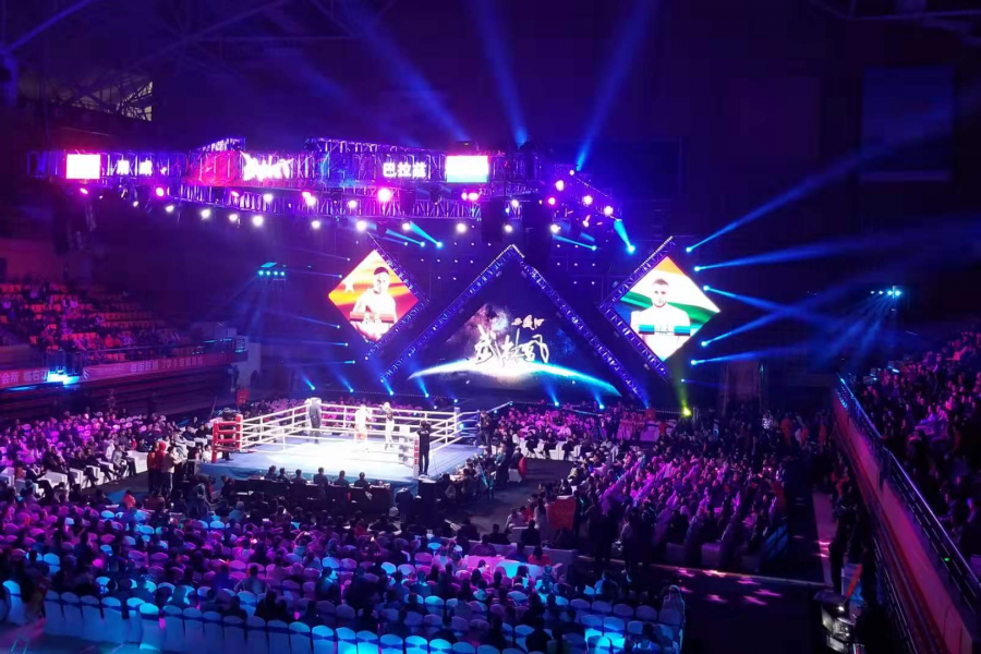 河南卫视知名节目武林风昨晚在百色市区录制,各国拳击明星、网红美女一堆。 - 靖西市·靖西网