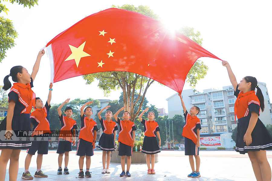 我的祖国，生日快乐 - 靖西市·靖西网