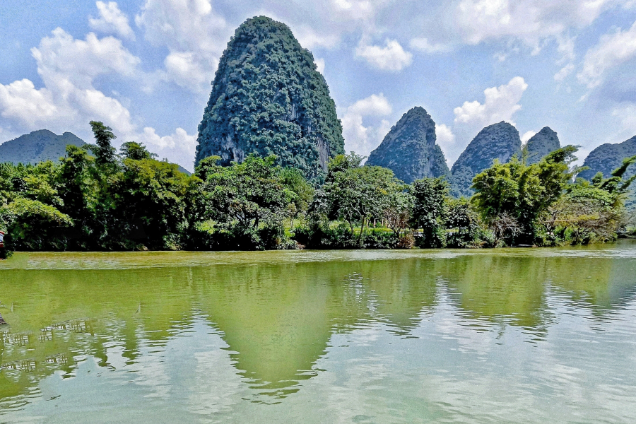 两会广西：同时坐拥靖西、平果两大县级市的百色市变得愈发现代和靓丽。 - 靖西市·靖西网