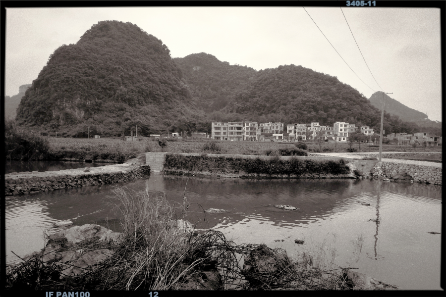 靖西百壁恐龙谷 - 靖西市·靖西网