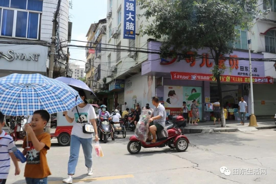 田东部分学校上学放学时间封路引网友热议，这样的做法你理解吗？ - 靖西市·靖西网