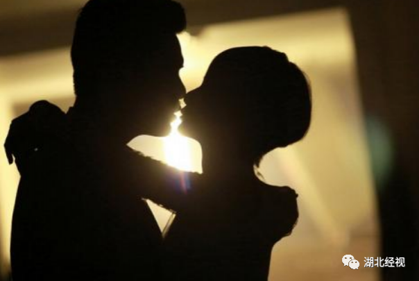 女大学生提前要8万彩礼救父亲, 恋爱5年男友的反应让她崩溃… - 靖西市·靖西网