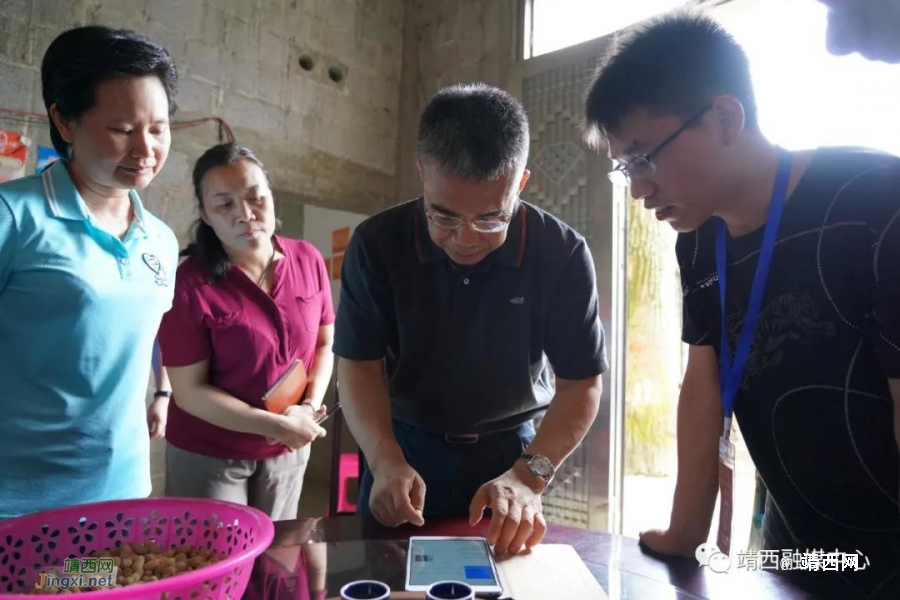 黄智宇在督导检查脱贫攻坚普查现场登记工作，确保普查数据经得起历史和人民检验 - 靖西市·靖西网