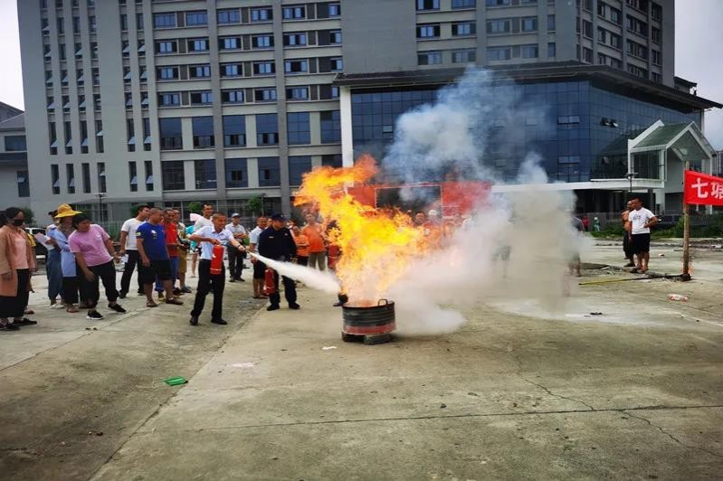 百色:消防宣传社区行 传递平安你我他 - 靖西市·靖西网