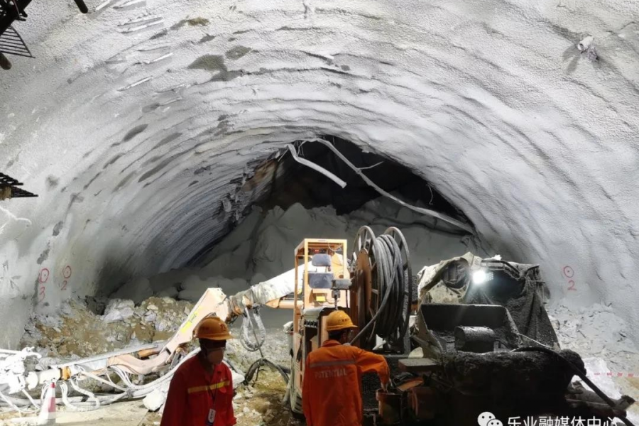 乐业县“9.10”隧道坍塌事故救援工作仍在紧张进行 - 靖西市·靖西网