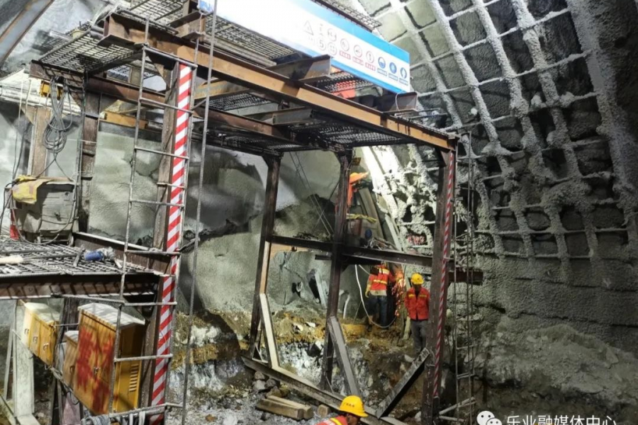 乐业大道隧道坍方事故累计开挖6.3米 - 靖西市·靖西网