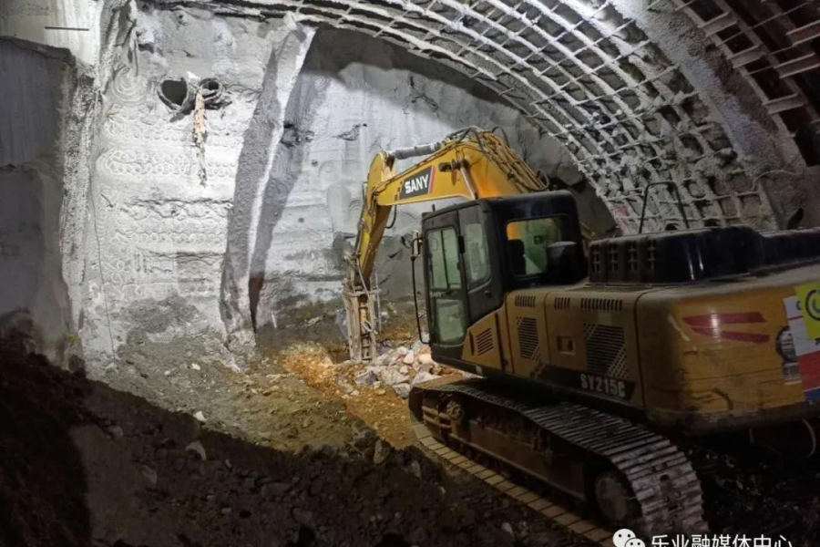 乐业大道隧道坍方事故累计开挖6.3米 - 靖西市·靖西网