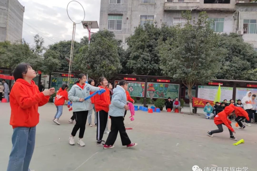 德保民中学生的少数民族体育运动会 - 靖西市·靖西网