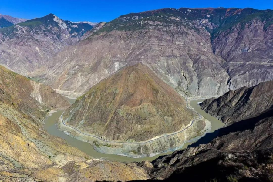 @靖西人：滇藏线的梦幻，一半都在这座雪山 - 靖西市·靖西网