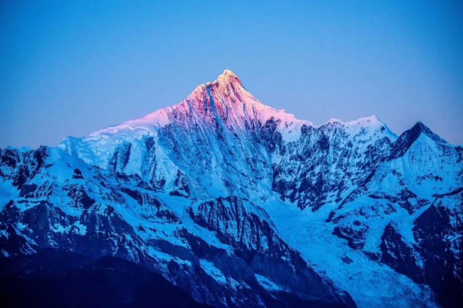 @靖西人：滇藏线的梦幻，一半都在这座雪山 - 靖西市·靖西网