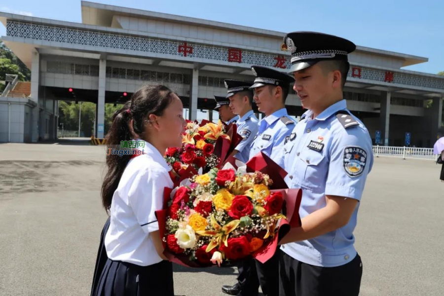 靖西边境一线党旗飘 爱国主义教育掀热潮 - 靖西市·靖西网