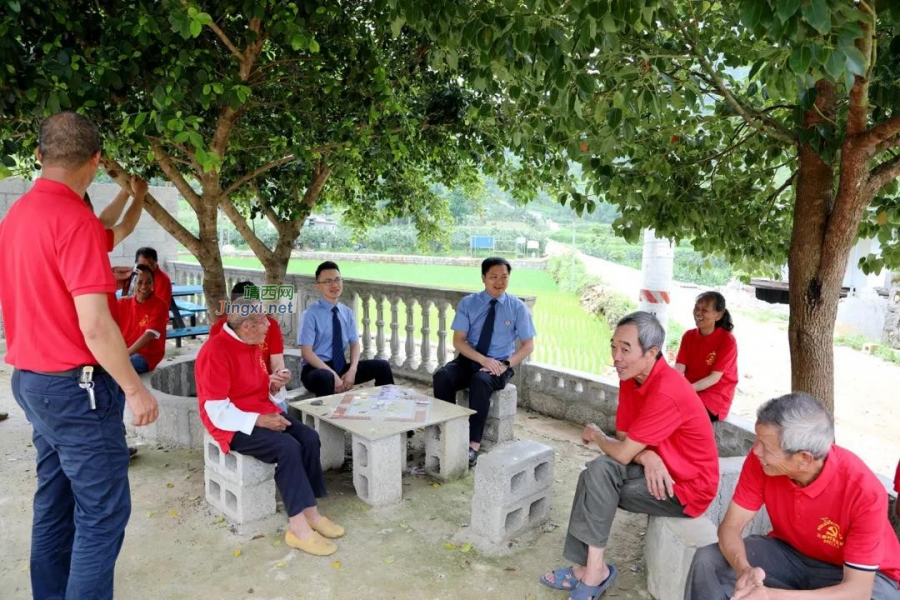 靖西市检察院党员干部到安德镇三郎村开展 “七一”主题党日活动 - 靖西市·靖西网