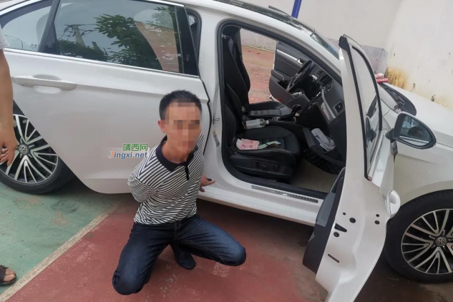 右江警方端掉一个赌博窝点，刑拘5人，缴获赌资25万余元 - 靖西市·靖西网