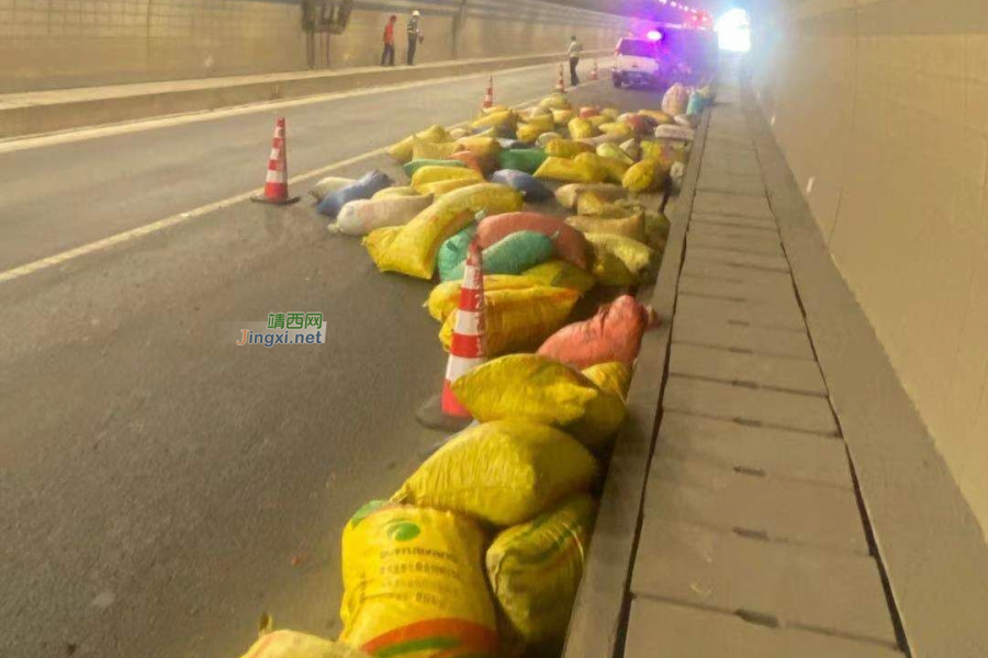 事发靖西往崇左高速隆泥山隧道内！ - 靖西市·靖西网