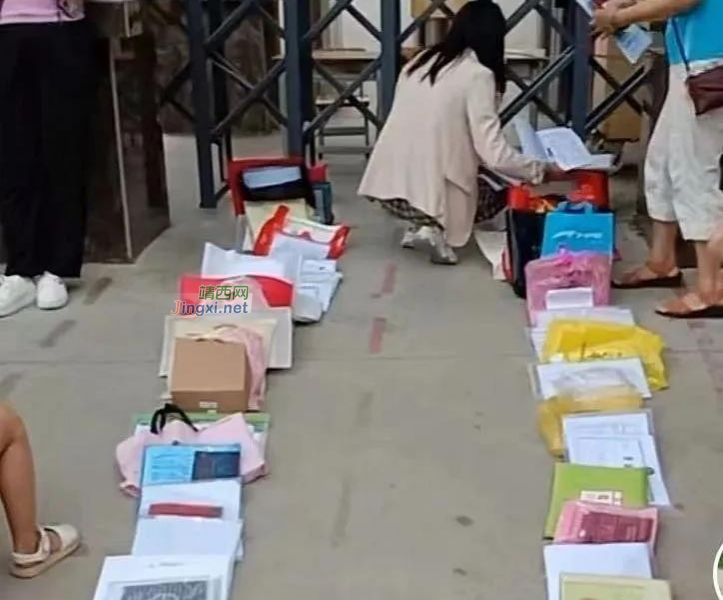 太不容易了！靖西小学入学报名，家长凌晨排队…… - 靖西市·靖西网