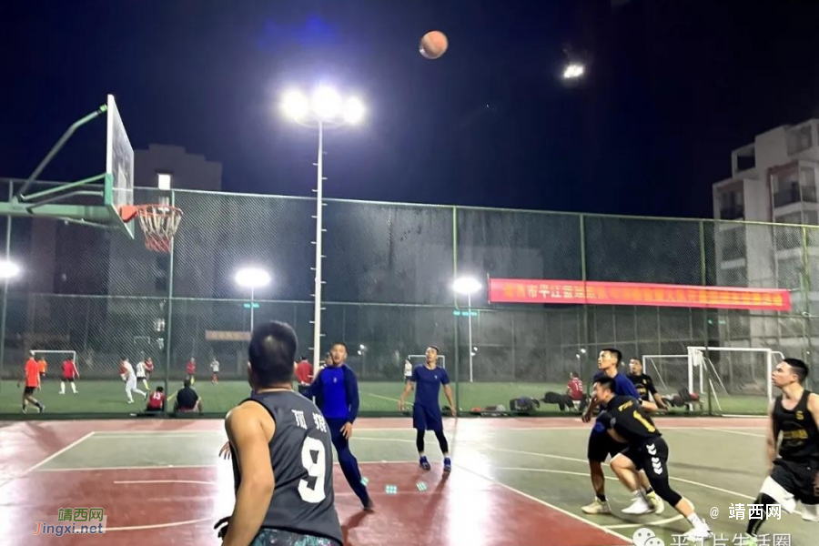 首次：靖西市平江篮球联队与消防救援大队开展篮球友谊赛 - 靖西市·靖西网