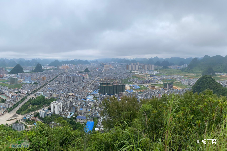 凤凰山上看靖西 - 靖西市·靖西网