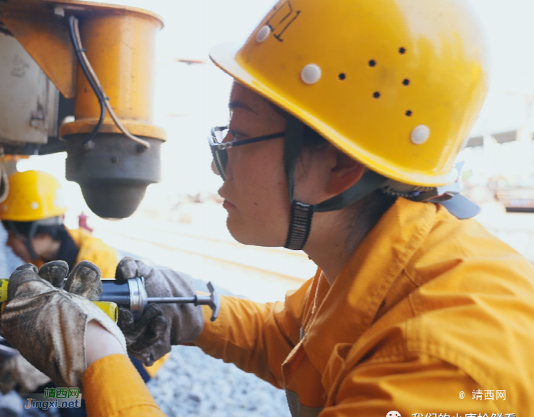 飒！大机女司机 - 靖西市·靖西网