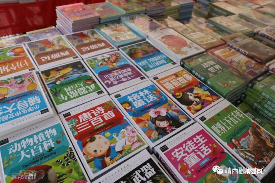靖西：图书巡展活动掀起阅读热潮 - 靖西市·靖西网
