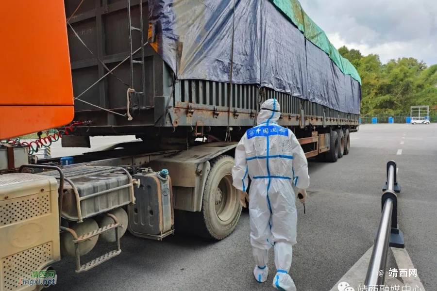 靖西：移民管理警察元旦坚守岗位护民安 - 靖西市·靖西网