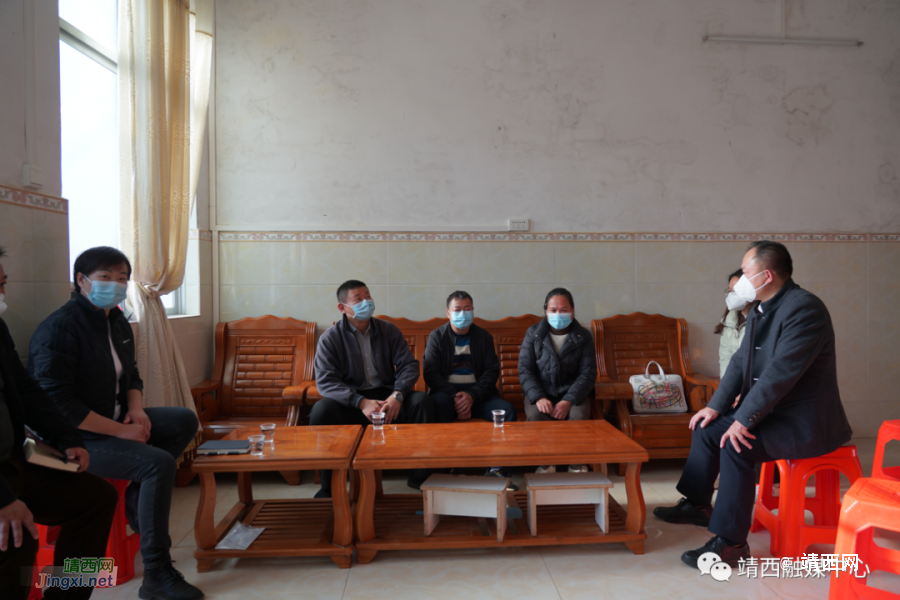 百色市人民政府副市长、粤桂协作工作队副领队刘得胜到靖西市南坡乡汤峒村开展节前走访慰问活动 - 靖西市·靖西网