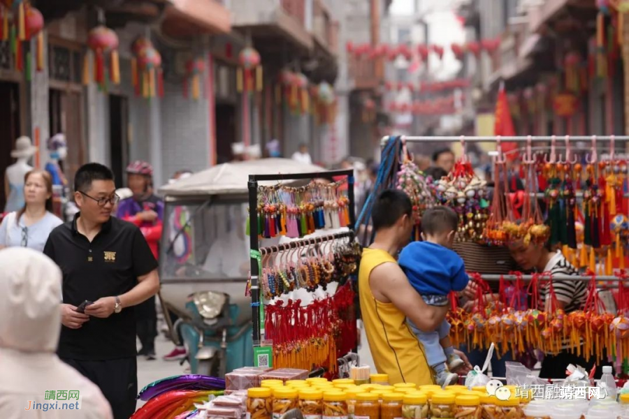 靖西市粤桂协作帮扶车间带头人王秀芬荣获“全国五一劳动奖章” - 靖西市·靖西网