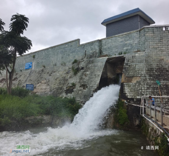 靖西市大龙潭水库今年首次开闸泄洪 - 靖西市·靖西网