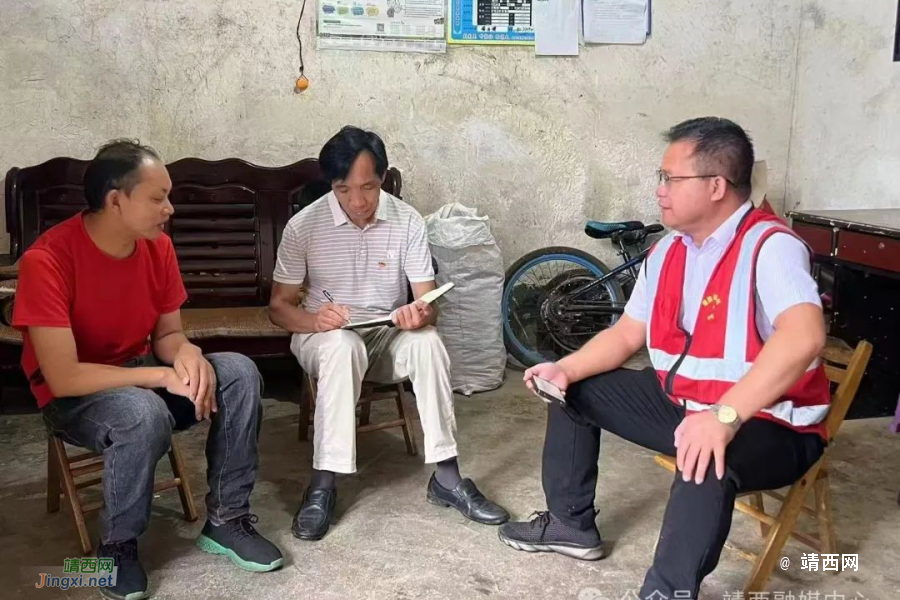 脚下有泥 心中有爱——记魁圩乡平巷村第一书记蓝勋 - 靖西市·靖西网