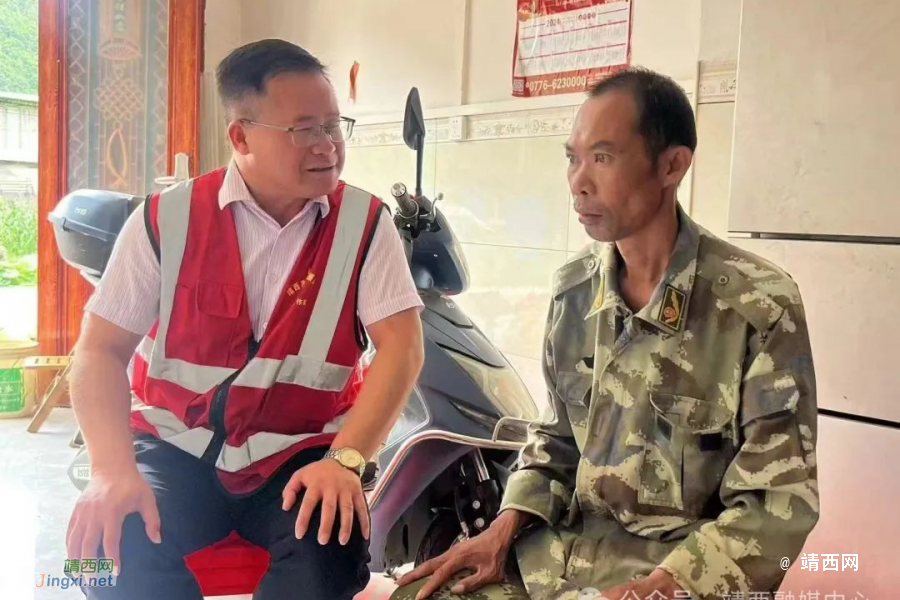 脚下有泥 心中有爱——记魁圩乡平巷村第一书记蓝勋 - 靖西市·靖西网