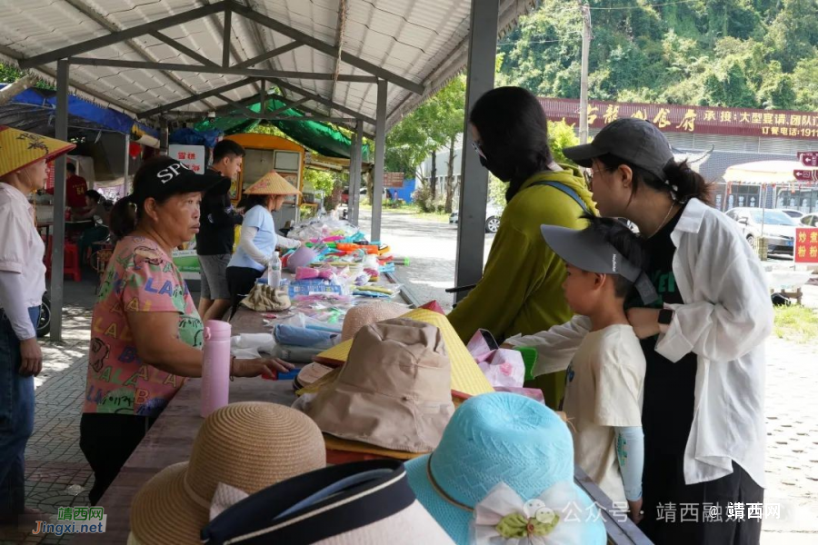 湖润镇新灵村：扬五面红旗 绘振兴蓝图 - 靖西市·靖西网